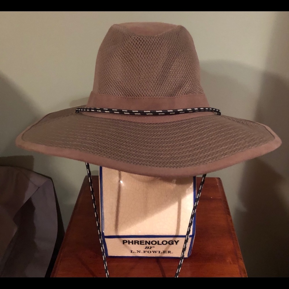 ☀️ Duluth Trading Company Sun Hat ☀️